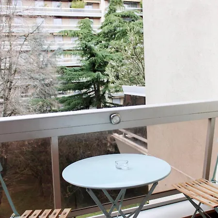 Beautiful 30 M Near Montmartre 아파트 파리